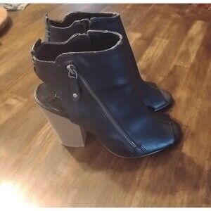 Indigo Rd Womens 9.5  Black Ankle Boots Booties Open Toe Heels Zip Side